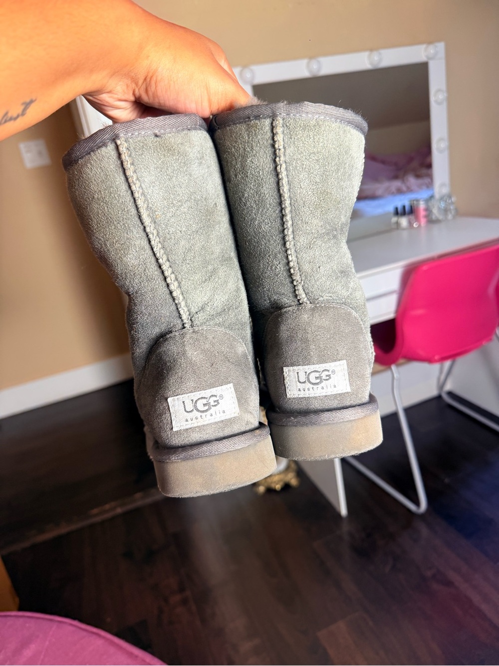 🤍 UGG Australia Classic‎ Short II Boots – Grey Sheepskin - Picture 10 of 16